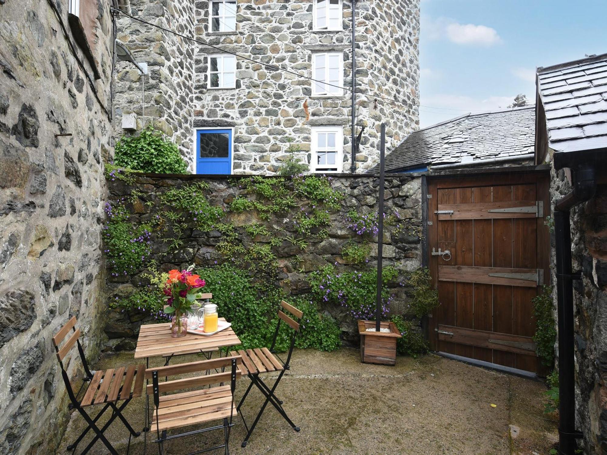 Llys Dedwydd Villa Dolgellau Exterior foto